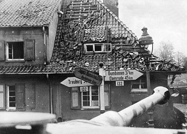 German tank in East Prussian Goldap, 1944