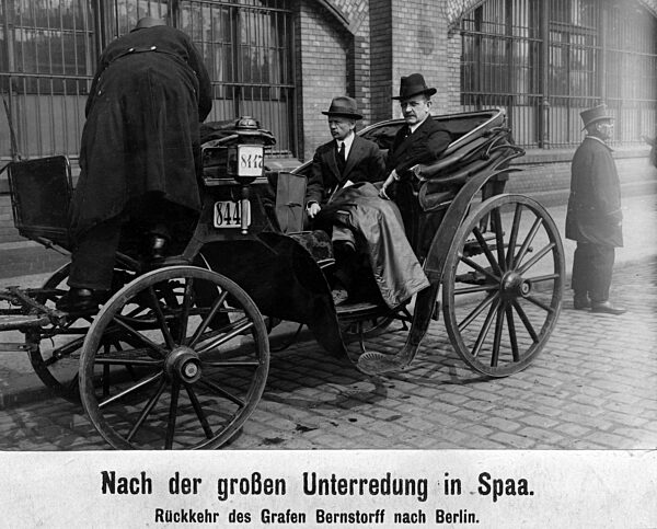 Albrecht Graf von Bernstorff und Ulrich Graf von Brockdorff-Rantzau, 1918