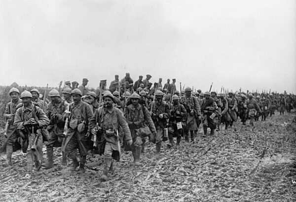 Französische Soldaten hinter der Westfront im Somme-Abschnitt, 1916