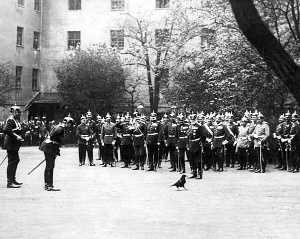 Emperor WilliamòII and a tame raven in Berlin, around 1900