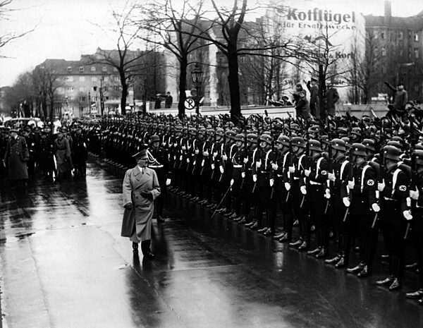 Adolf Hitler arrives at the opening of the automobile exhibition, 1937