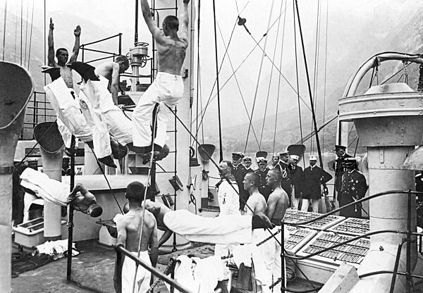 Wilhelm II on board of "Victoria Louise", 1914