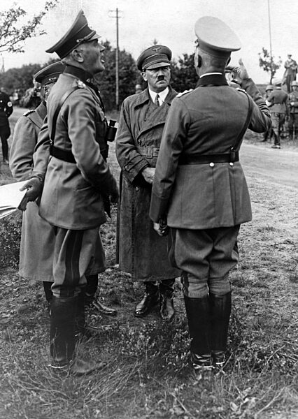 Adolf Hitler attends a maneuver at Munsterlager, 1935