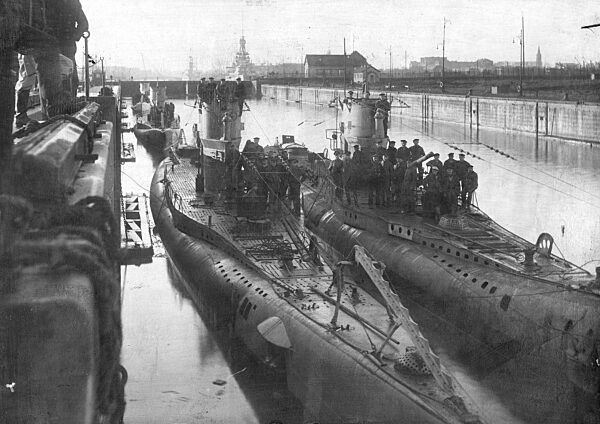 German submarines before the transfer to England, 1918