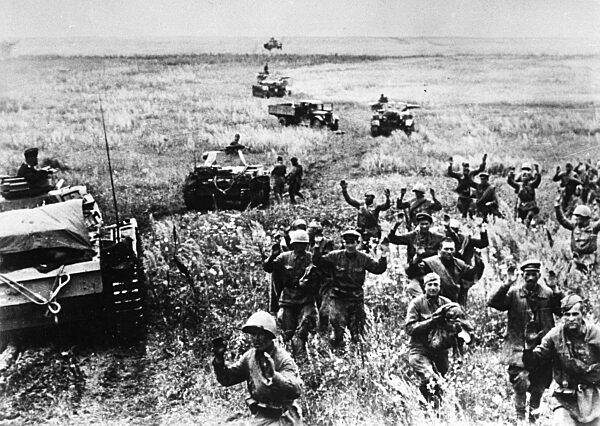 Russian prisoners on the Eastern Front, 1941