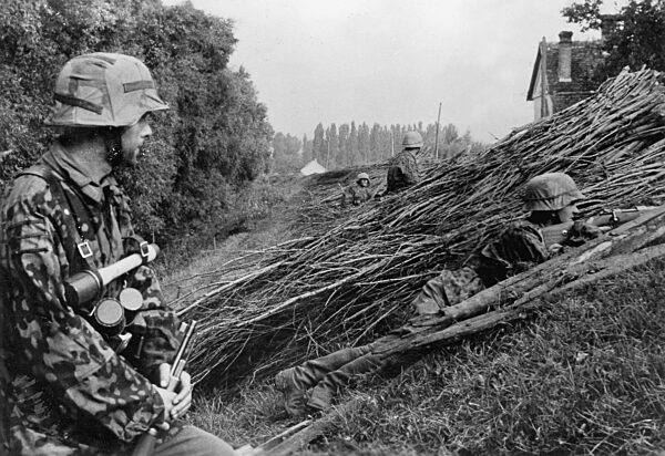Deutsche Soldaten an der Ostfront, 1944