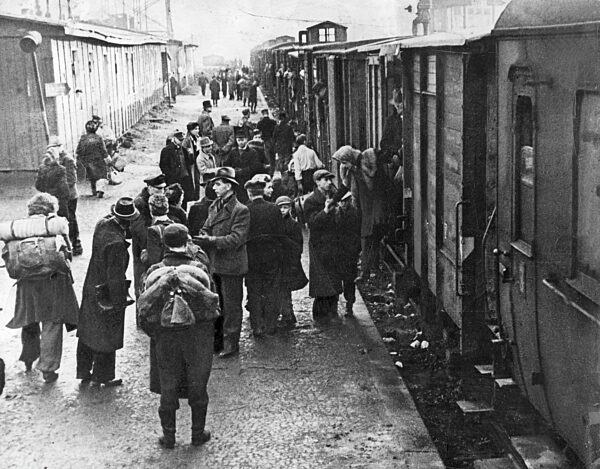 Ostdeutsche Flüchtlinge in Berlin, 1945