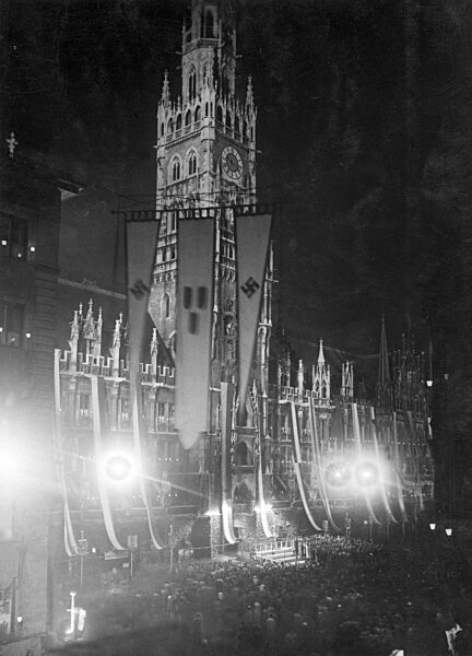 Neues Rathaus in München, 10.07.1938