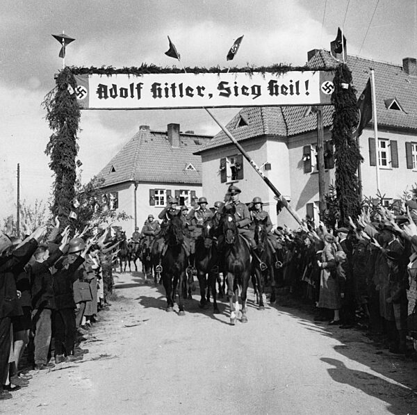 Occupying the Sudetenland in Czechoslovakia, 1938