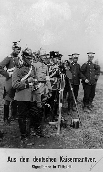 Signallampe im Manöver, 1912