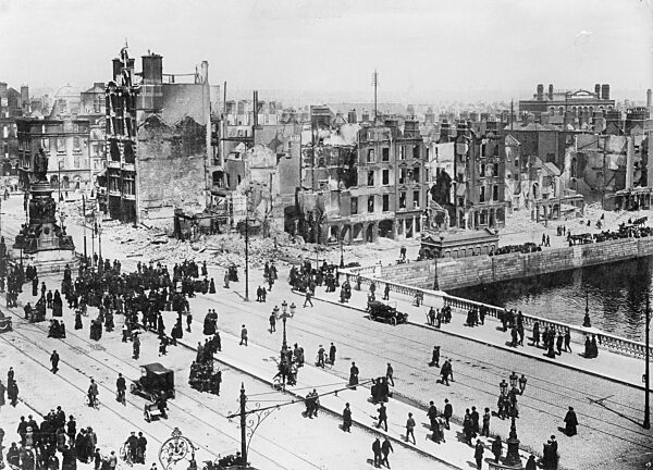 Zerstörte Häuser in Dublin, 1916