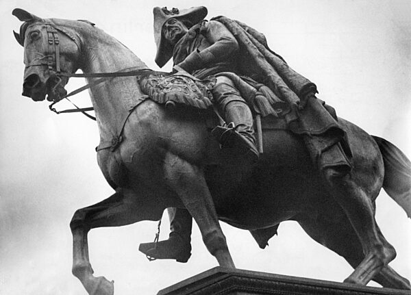 Reiterstandbild von Friedrich II. der Große in Berlin, 1900