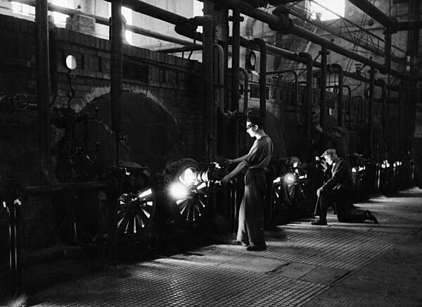 Petroleumfabrik in Rumänien, 1935