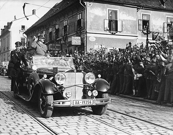 Adolf Hitler in Graz, 1938