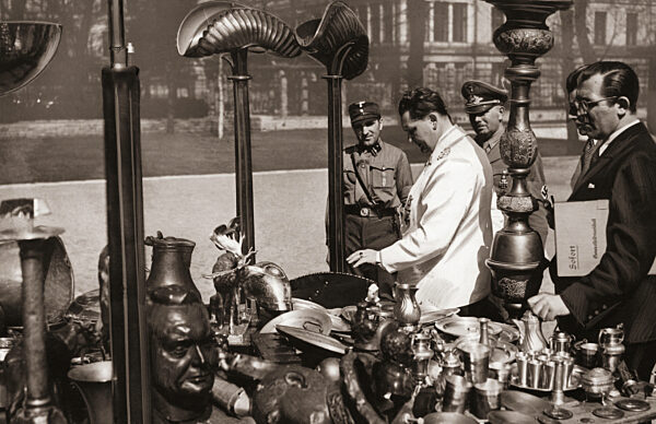 Hermann Göring, 1940