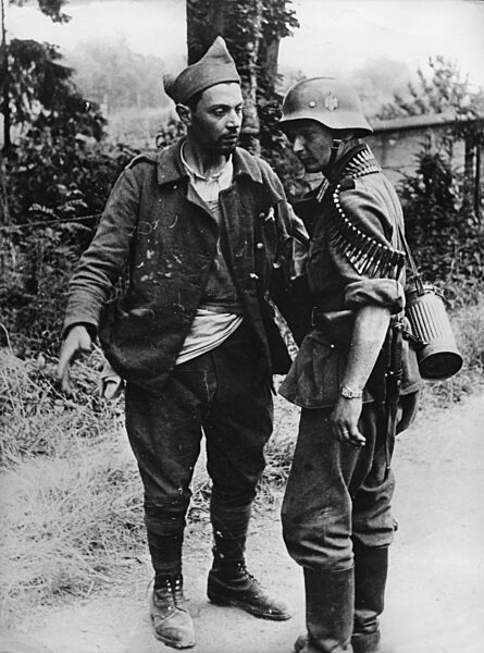 French and German soldier, 1940