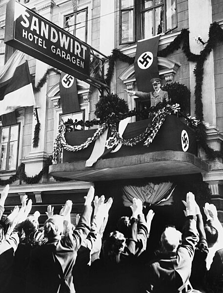 Adolf Hitler in Klagenfurt, 1938