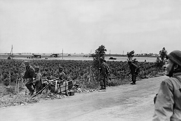 German paratroopers secure the street near Corinth, 1941