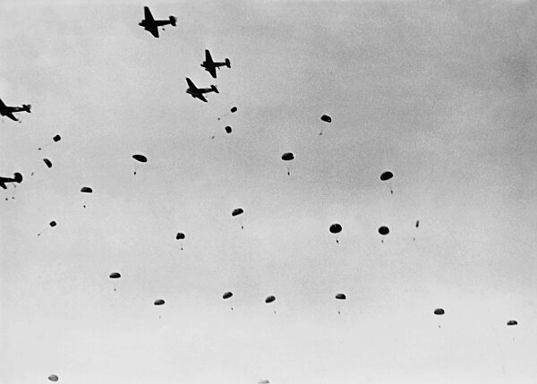 German airborne troops jumping over Crete, 1941