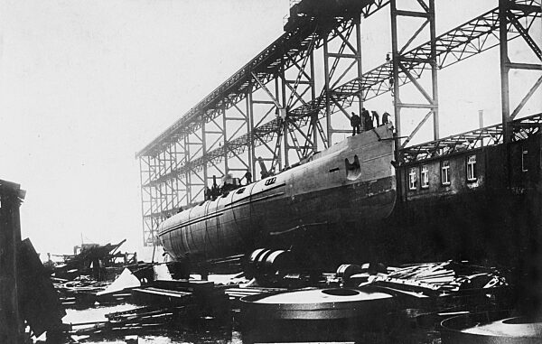 U-Boot "Deutschland" vor dem Stapellauf, 1916