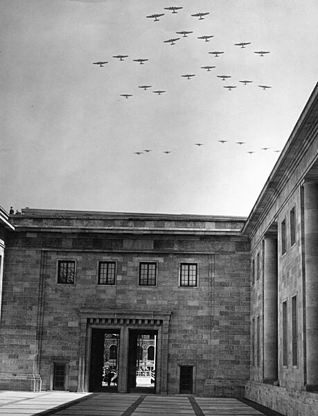 Berg　 Speer Architecture Totalitarian architecture 2: Volkshalle (People's Hall