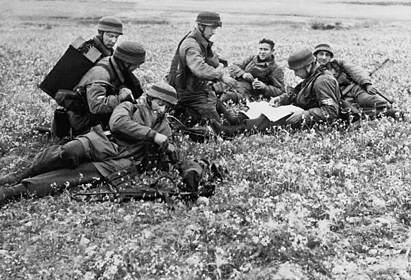 German soldiers at the Corinthian Isthmus, 1941