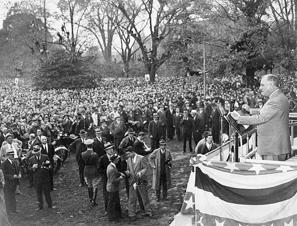 Franklin Delano Roosevelt während einer Wahlkampfrede in Hartford, 1936
