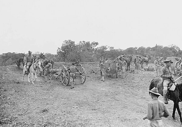 Amerikanische Soldaten bringen ihre Geschütze in Stellung, 1914