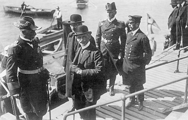Arrival of Count Maximilian von Spee in Valparaiso, 1914