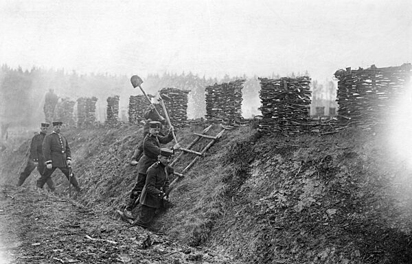 Pioniere beim Bau einer Festung, 1913