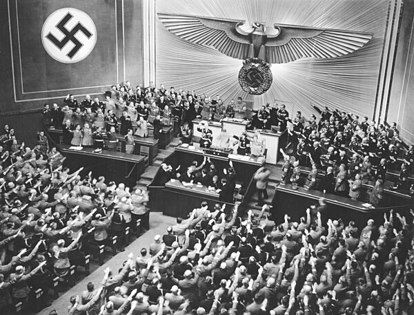 Reichstagssitzung in der Berliner Krolloper, 1939