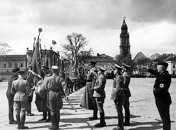 Consecration of the flag by the DAF in Potsdam, 1939