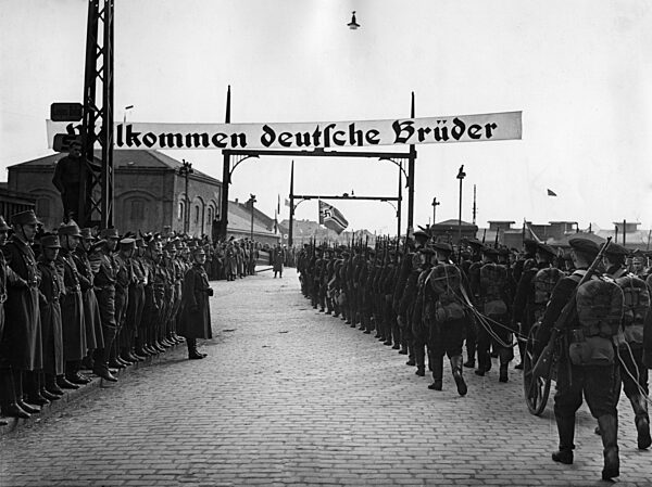 Naval landing party in Memel, 1939