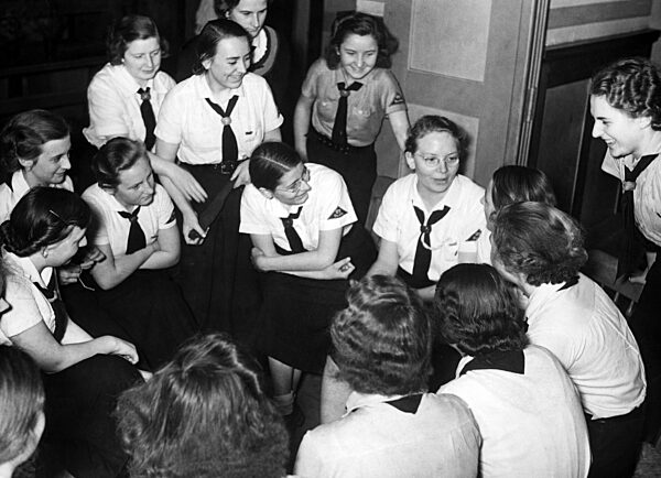 BDM-Schulungslager in Buckow, 1939