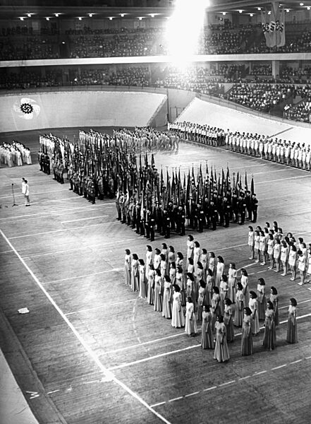Jahresfeier der KdF in der Berliner Deutschlandhalle, 1942