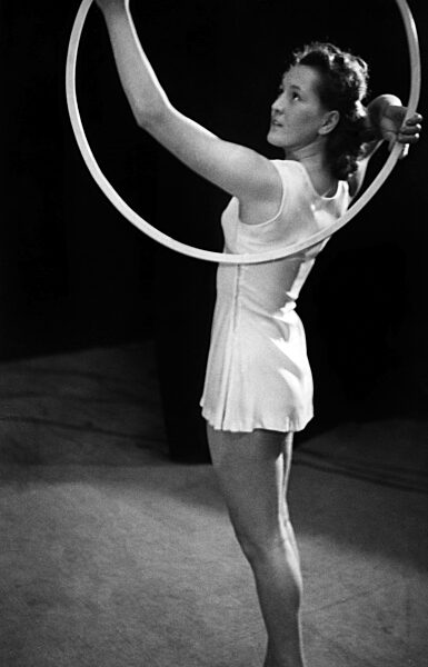 Vorführung des BDM-Werkes "Glaube und Schönheit" in der Prager Oper, 1941