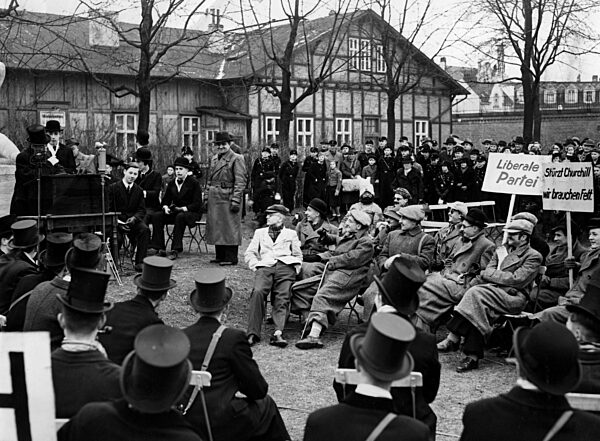 Hitler Youth-propaganda play with WHW collection in Berlin, 1939