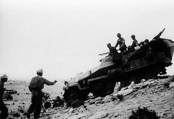 Fights at El Alamein, 1942