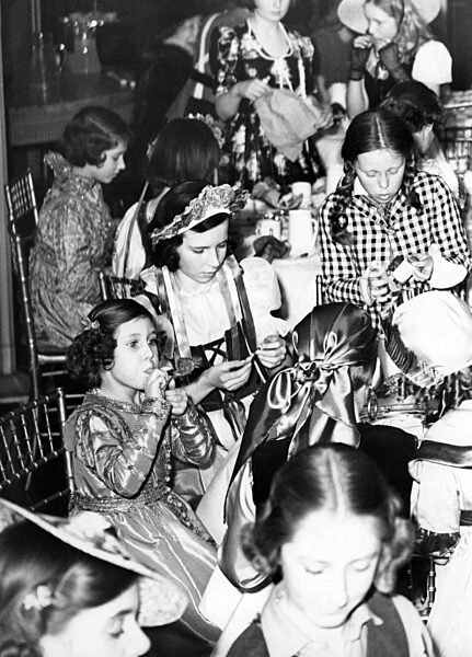 Princess Margaret and Princess Elizabeth, 1939