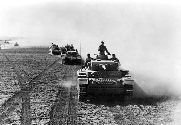 German Panzer III on the march towards Stalingrad, 1942