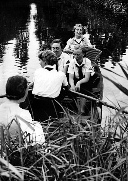 Sommerlager des BDM-Werks "Glaube und Schönheit" bei Neuruppin, 1939