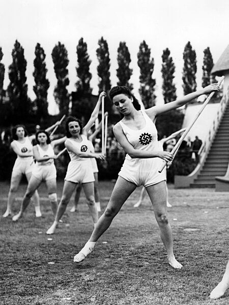 Sportwettkampf der KdF in Berlin, 1941