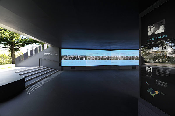 Erinnerungsort "Einschnitt" für die Opfer des Olympia-Attentats in München, 2017