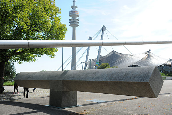 Mahnmal im Münchner Olympiapark, 2017