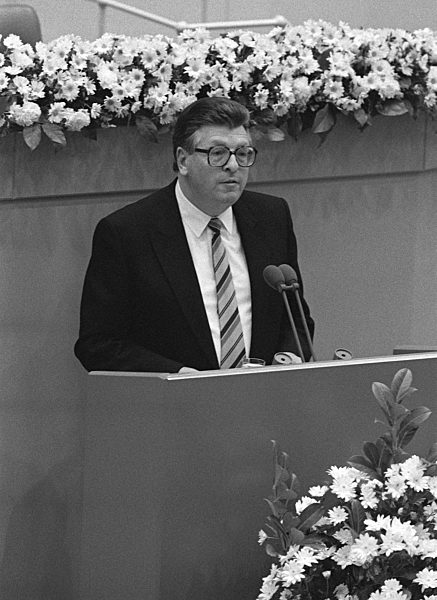 Philipp Jenninger - Eklat um Rede zur Reichspogromnacht