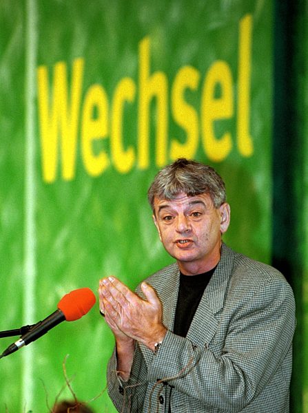 Grünen-Parteitag: Fischer schwört Grüne auf Macht in Bonn ein