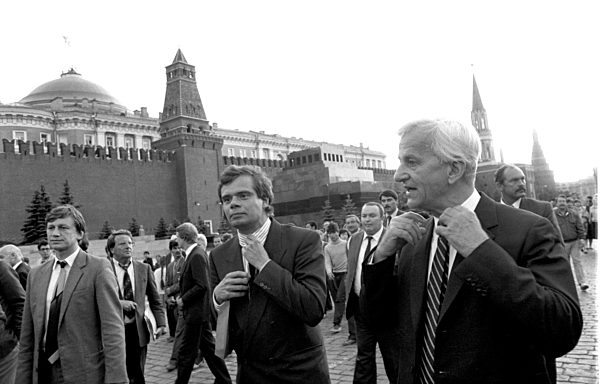 Richard von Weizsäcker und Friedbert Pflüger in Moskau