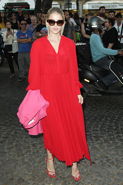 Caro Daur attends the Valentino Haute Couture Fall Winter 2018/2019 Show on July 4, 2018 in Paris, France.