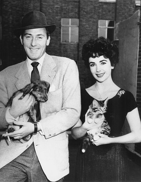 Actress Elizabeth Taylor and husband Mic