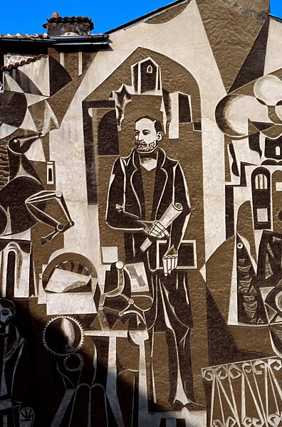 Hristo Danov picture on wall of buildin..........